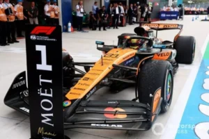 Hasil Sprint Race F1 GP Miami 2026: McLaren Dominan, Norris Juara, Piastri Kedua