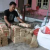 Iduladha Tahun Ini, Pengusaha Tusuk Sate Alami Penurunan Penjualan Drastis