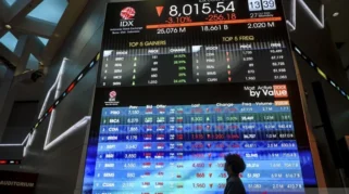 IHSG Ditutup Menguat ke Level 7.092, Bursa Asia Bervariasi