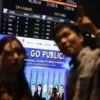 IHSG Sesi I Ditutup Menguat 0,64 Persen ke Level 7.102,72