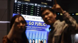 IHSG Sesi I Ditutup Menguat 0,64 Persen ke Level 7.102,72