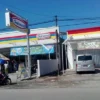Indomaret Tutup Sementara: Penyebab, Dampak, dan Polemik Penutupan Gerai di Berbagai Daerah