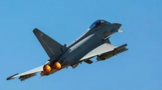 Inggris Kerahkan Jet Tempur Typhoon dan Drone untuk Amankan Selat Hormuz