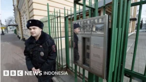 Inggris Usir Diplomat Rusia, Hubungan Memanas