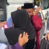 Isak Tangis Warnai Keberangkatan 1.258 Jemaah Haji Lumajang ke Tanah Suci