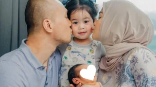 Istri Virgoun Melahirkan Anak Laki-laki, Reaksi Hangat Publik Mengalir