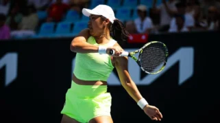 Janice Tjen Gugur di Babak Pertama French Open 2026 Setelah Duel Ketat Melawan Emma Navarro