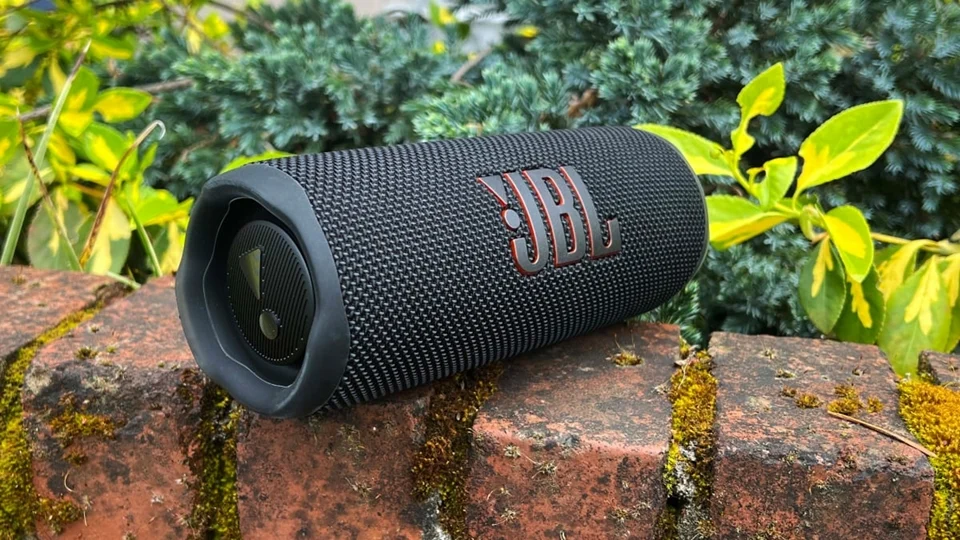 JBL Flip 6 Hadir dengan Harga di Bawah 80 Dolar dalam Penawaran Terbatas