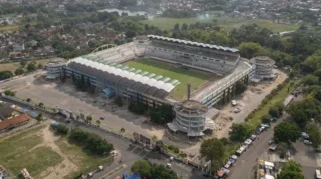 Jejak 50 Tahun PSS Sleman Terekam dalam Diorama Trofi dan History Wall di Stadion Maguwoharjo