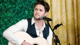 Jelang Perilisan Album Baru, Niall Horan Rilis Single Emosional 'End of an Era'