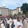 Jemaah Memadati Masjid Istiqlal Menjelang Salat Iduladha 1447 H
