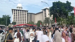 Jemaah Memadati Masjid Istiqlal Menjelang Salat Iduladha 1447 H