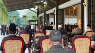 Jenazah Eks Menhan Ryamizard Tiba di Rumah Duka, Pelayat Berdatangan untuk Menghormati Sang Jenderal