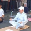 Jokowi Ikut Yoga Bersama Warga di Solo pada Libur Panjang