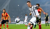 Juventus Hadapi Tekanan Berat Lawan Lecce demi Tiket Liga Champions Serie A 2025/2026