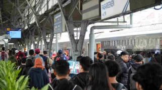 KAI Catat Lonjakan Penumpang Kereta Api Libur Panjang Mei 2026, Ratusan Ribu Tiket Ludes Terjual