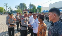 Kapolres Magetan Sambangi Pos Satkamling Tambran, Serahkan Sarpras dan Dorong Pam Swakarsa