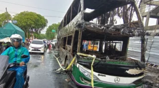 Kecelakaan Tragis: Bus PO Palala Jurusan Jakarta-Padang Terbakar, Nasib Penumpang Selamat Beruntung