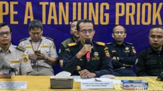 Kemenhut Tangkap Tersangka Penyelundupan Tiga Ton Sisik Trenggiling di Pelabuhan Tanjung Priok