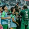 Klasemen BRI Liga 1 2024/2025: Persebaya Surabaya Kokoh di Puncak Usai Kemenangan Dramatis