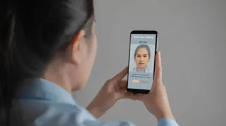 Komdigi: Registrasi Biometrik Nomor Ponsel Berlaku 1 Juli