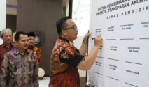 Komitmen SPMB Bersih Ditegaskan, Bupati Gresik Larang Praktik Titipan