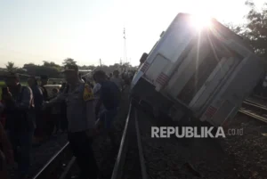 Korban Tabrakan KA Argo Anggrek Gugat KAI Rp100 Miliar Terkait Tragedi Bekasi