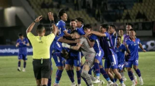 Kota Apel Beri Kabar Mencengangkan: Lucas Frigeri, Pemain Kunci Arema FC, Resmi Tinggalkan Klub dan Diincar Tiga Tim