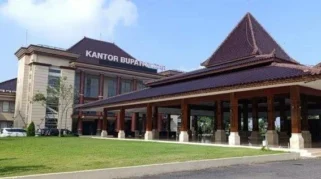 KPK Datangi Kantor Bupati Blitar, Pengamanan Diperketat