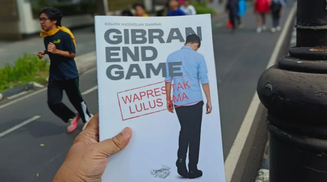 Kubu Roy Suryo Laporkan Rismon Sianipar atas Dugaan Pemalsuan ISBN Buku Gibran End Game