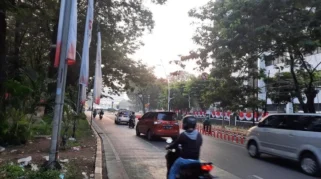 Lalu Lintas Depan Masjid Istiqlal Ramai Lancar Usai Salat Iduladha 1447 H