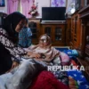 Layanan Adminduk dan Kesehatan Jemput Bola untuk Lansia Digelar di Gumukmas