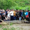 Lebih dari 20 Warga Berhasil Tangkap Buaya 300 Kilogram di Kota Kinabalu
