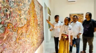 Legislator Jatim Apresiasi Kolaborasi PWI Pamekasan dengan Seniman Lukis Madura