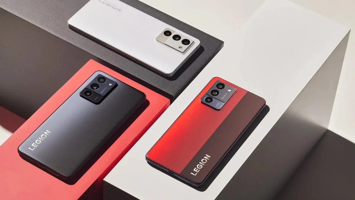 Lenovo Kembali dengan Smartphone Legion Y70 Berkapasitas Baterai Besar untuk Gaming