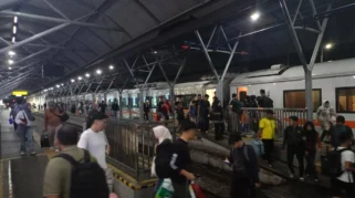 Libur Idul Adha Masih Panjang, KAI Daop 8 Layani 37 Ribu Penumpang Sehari, Stasiun Surabaya Gubeng Paling Ramai
