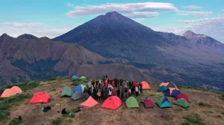 Libur Panjang, Kunjungan Pendaki Gunung Rinjani Meningkat hingga 1.505 Orang