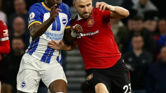 Luke Shaw Bantu United Amankan Poin Krusial atas Liverpool