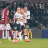 Lyon menaklukkan Rennes 4-2, naik ke peringkat tiga Ligue 1