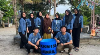 Mahasiswa KKN Kebersihan Lingkungan Tingkatkan Kesadaran di Desa Sumberbendo