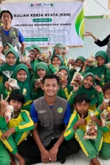 Mahasiswa KKN UMJember Tingkatkan Gizi Anak dan Lingkungan di TK Dewi Masyithoh II Kedunglangkap