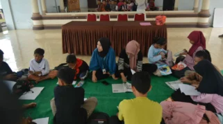 Mahasiswa KKN Universitas Muhammadiyah Jember Tingkatkan Minat Belajar Al‑Qur’an di TPQ Darussalam