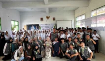 Mahasiswa KKN Unmuh Jember Gelar Edukasi Bahaya Merokok dan Pencegahan HIV/AIDS untuk Gen Z