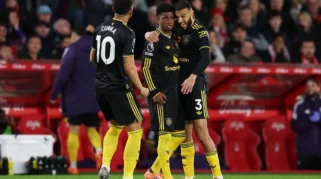 Manchester United Sikat Nottingham Forest 3-2 dan Amankan Posisi Ketiga Liga Inggris 2025/26