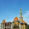 Masjid Roudhotul Muchlisin Siapkan Area Parkir untuk Jamaah Salat Iduladha di Jember