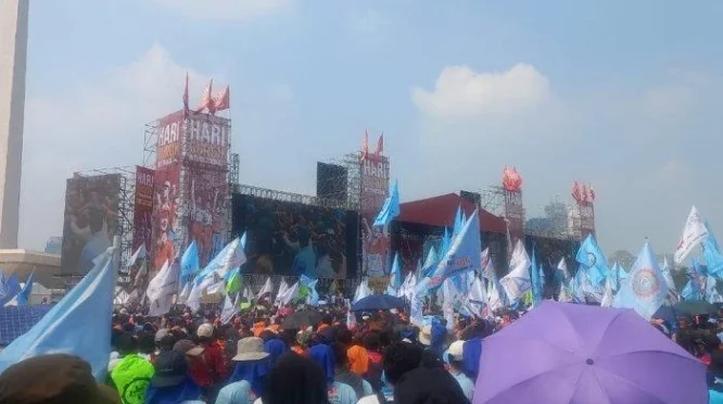 May Day 2026: 220 Ribu Buruh Padati Monas, Lalu Lintas Terkendali