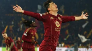 Menang Dramatis di Menit 98, Roma Pertahankan Peluang ke Liga Champions