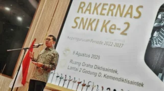 Menbud Fadli Tekankan Pentingnya Literasi Keris Nusantara