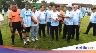 Mendes Yandri Puji Desa Tuntang Semarang atas Maksimalisasi Potensi Desa