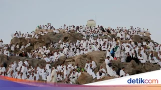 Menhaj Pastikan Wukuf 2026 di Arafah Berjalan Lancar